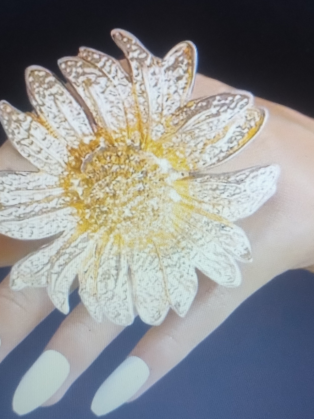 Gold Floral Statement Ring - Elegant Daisy Design